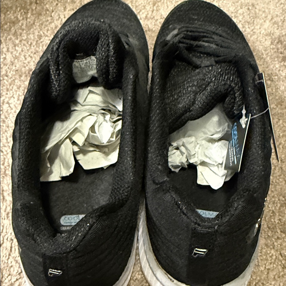 Fila Men's Black Athletic Shoes with White Sole - Picture 5 of 6